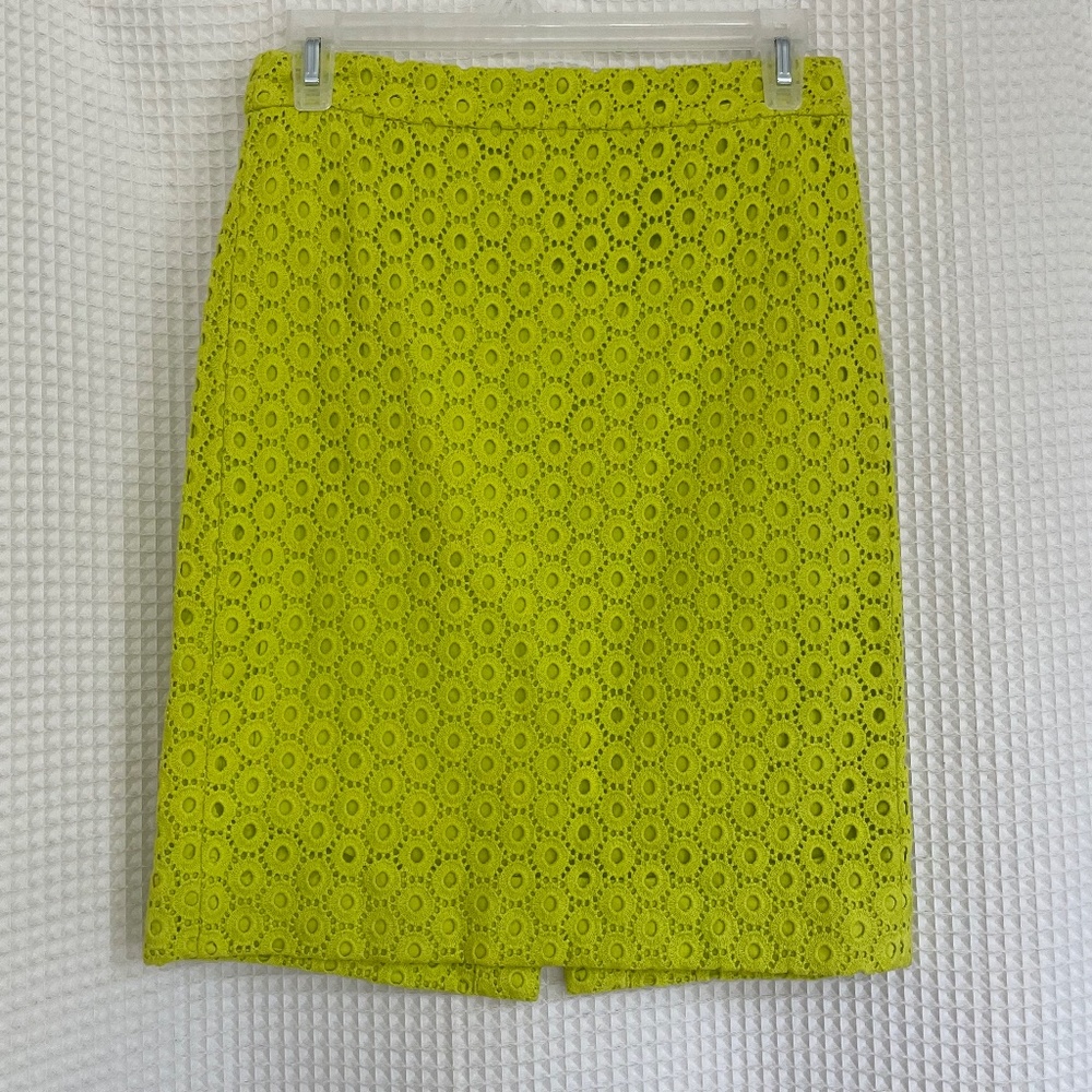 J CREW No. 2 Pencil Women’s Chartreuse Lime Green Eyelet Pencil Skirt. Sz 00